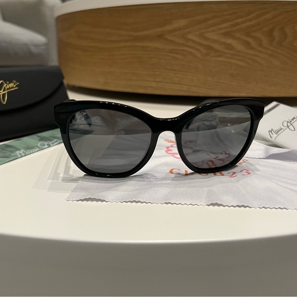 New Maui Jim Alulu cat eye polarized sunglasses - Picture 5 of 13